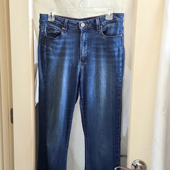 Paige High Rise Bell Canyon Blue Jean - Picture 1 of 7
